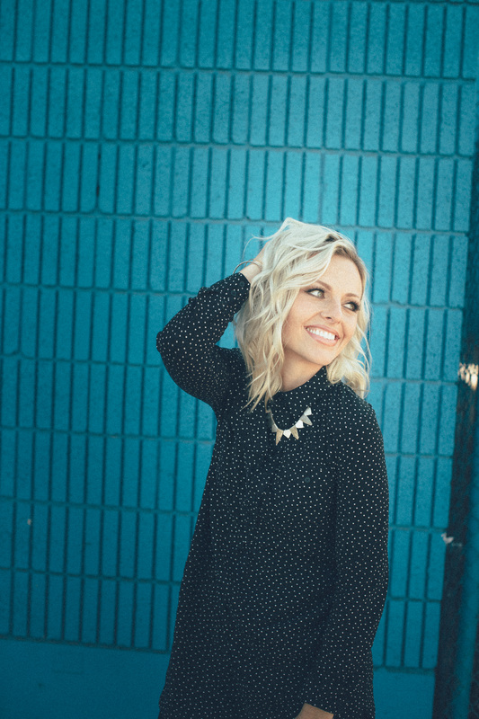CALEE REED - Home